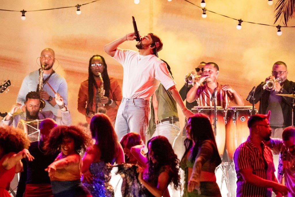 Top reggaeton cantantes exitos mundiales reggaeton